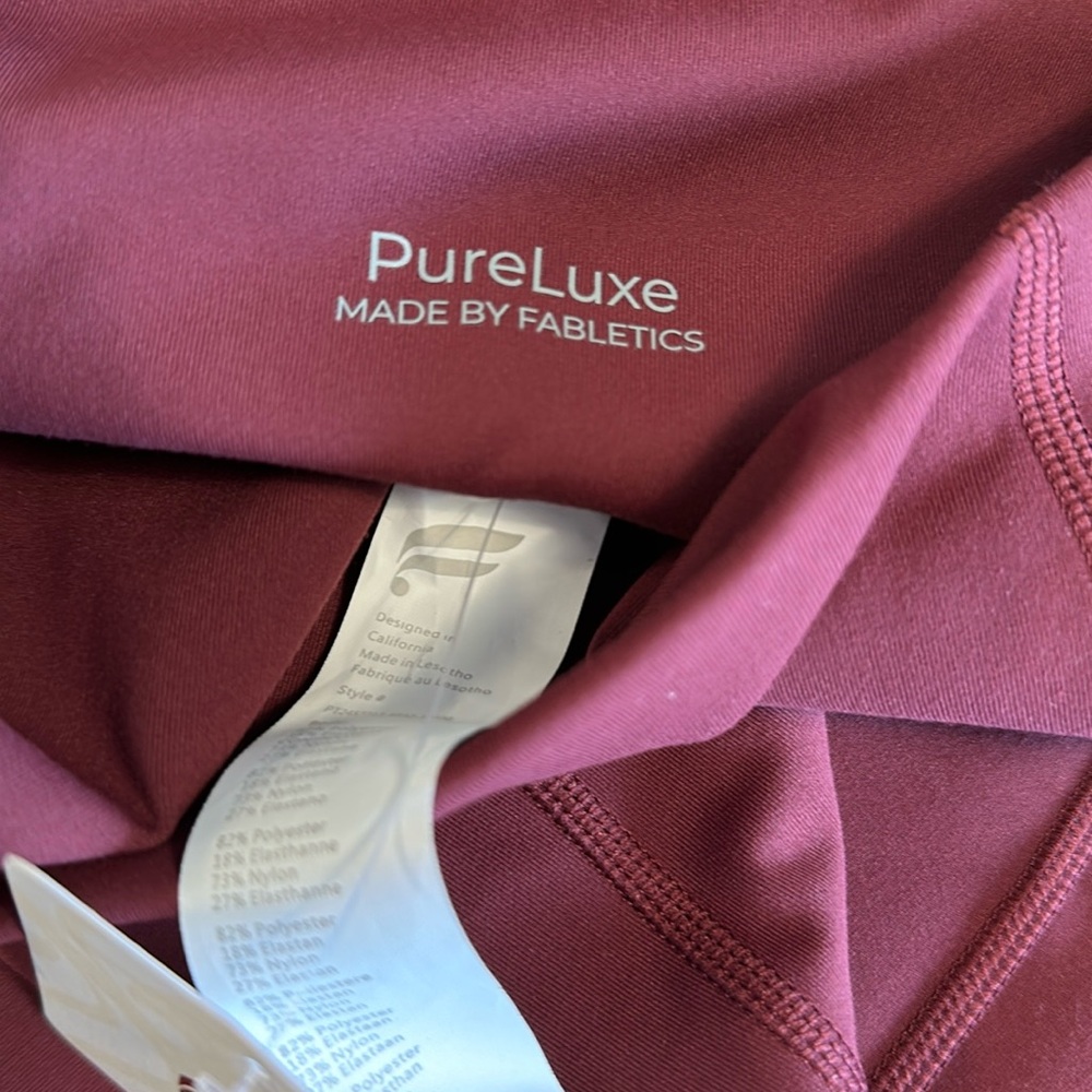 NWT- Fabletics Oasis Pureluxe HW Pocketed Kick Flare -MERLOT (32”) REG INSEAM - Picture 6 of 12